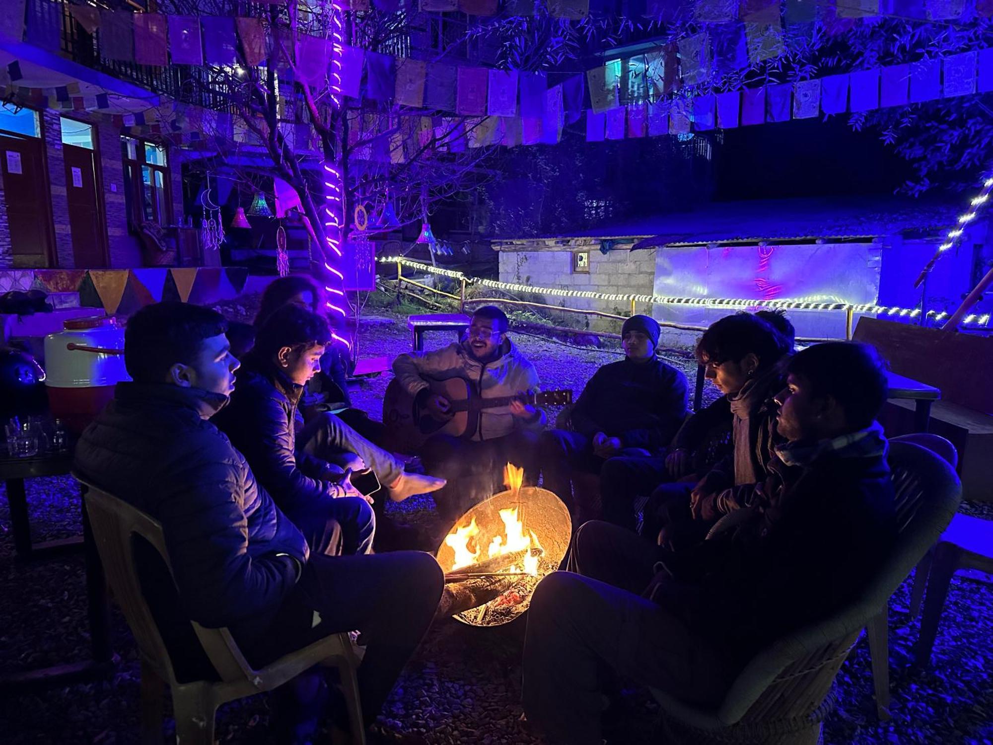 Hostel 360 Degree, Jibhi 外观 照片