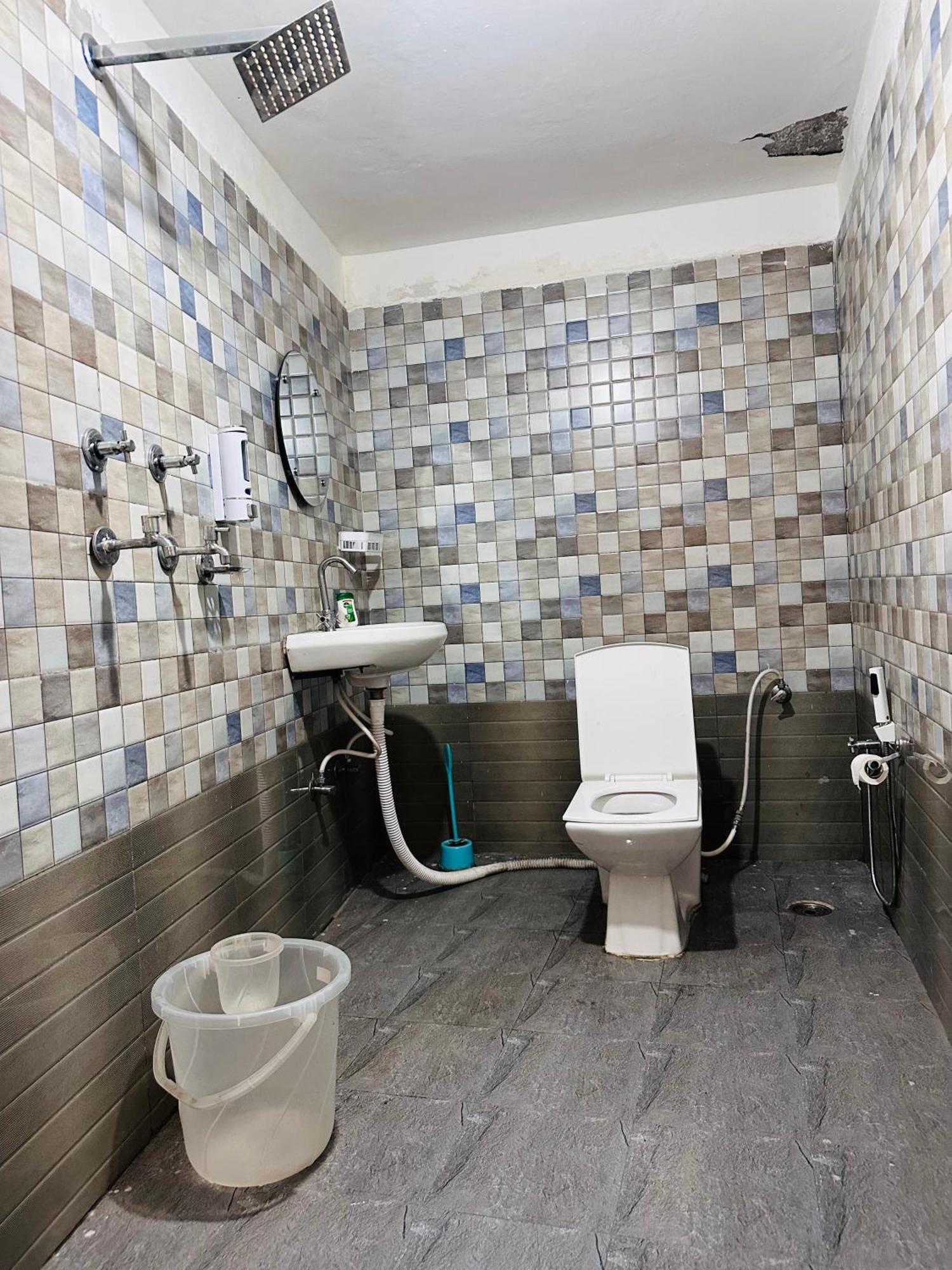 Hostel 360 Degree, Jibhi 外观 照片