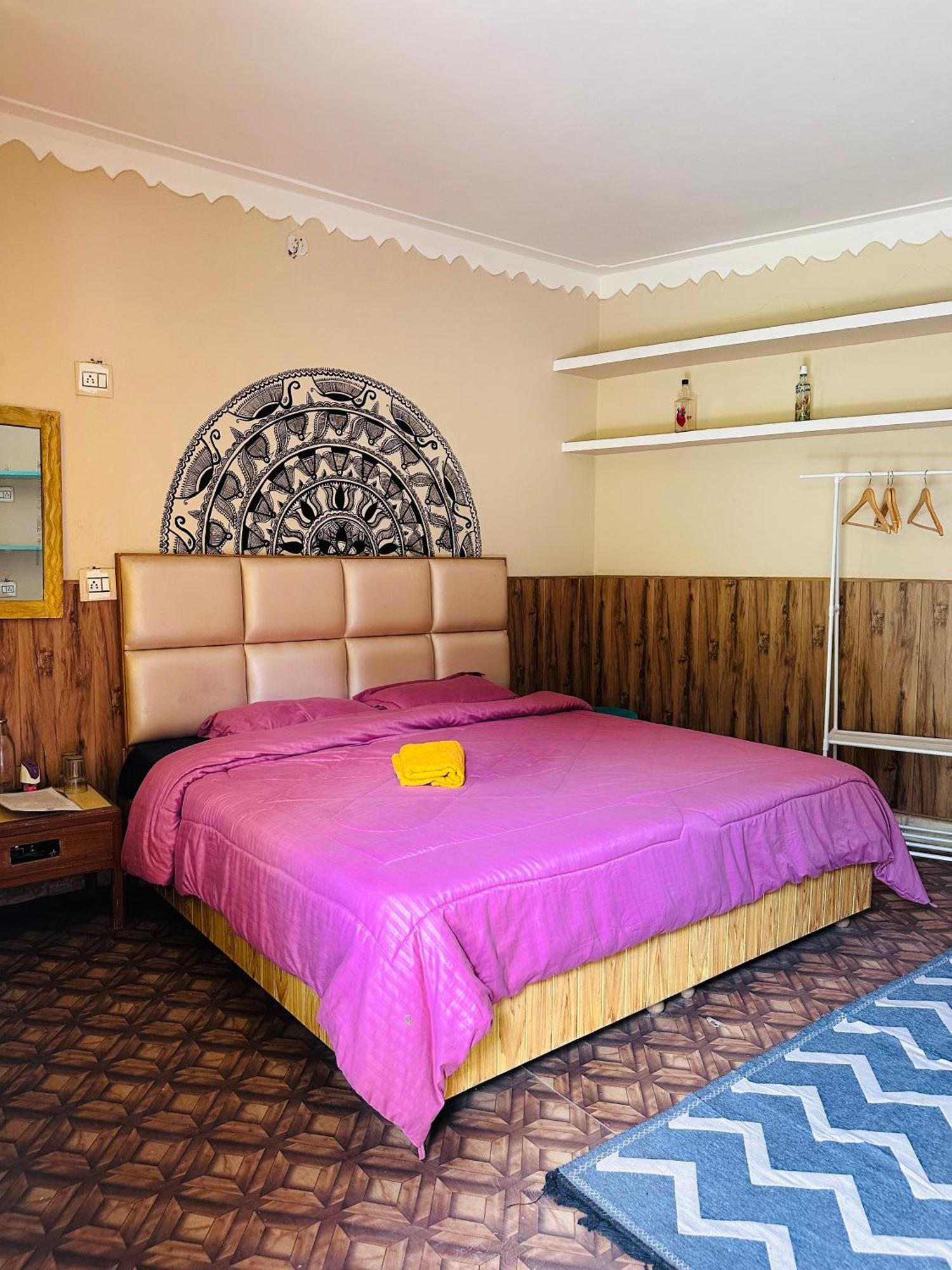 Hostel 360 Degree, Jibhi 外观 照片